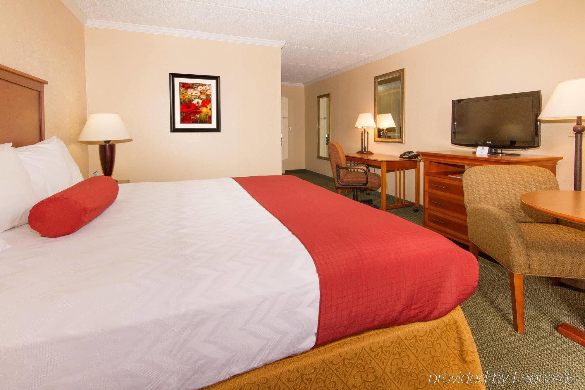 Hotel Baymont By Wyndham Daytona Beach - Intl Speedway Extérieur photo